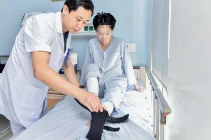 Bệnh viện Quân y 175 sử dụng kỹ thuật đỉnh cao phẫu thuật cho bệnh nhân trẻ